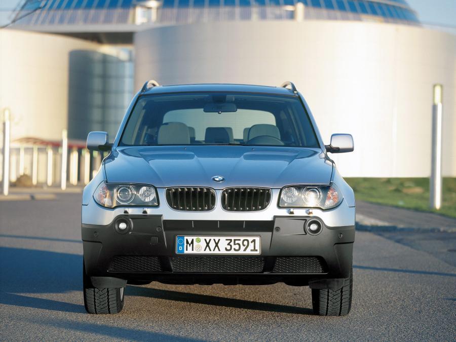  BMW X3 3.0i 2003 года  (фото 5 из 16)